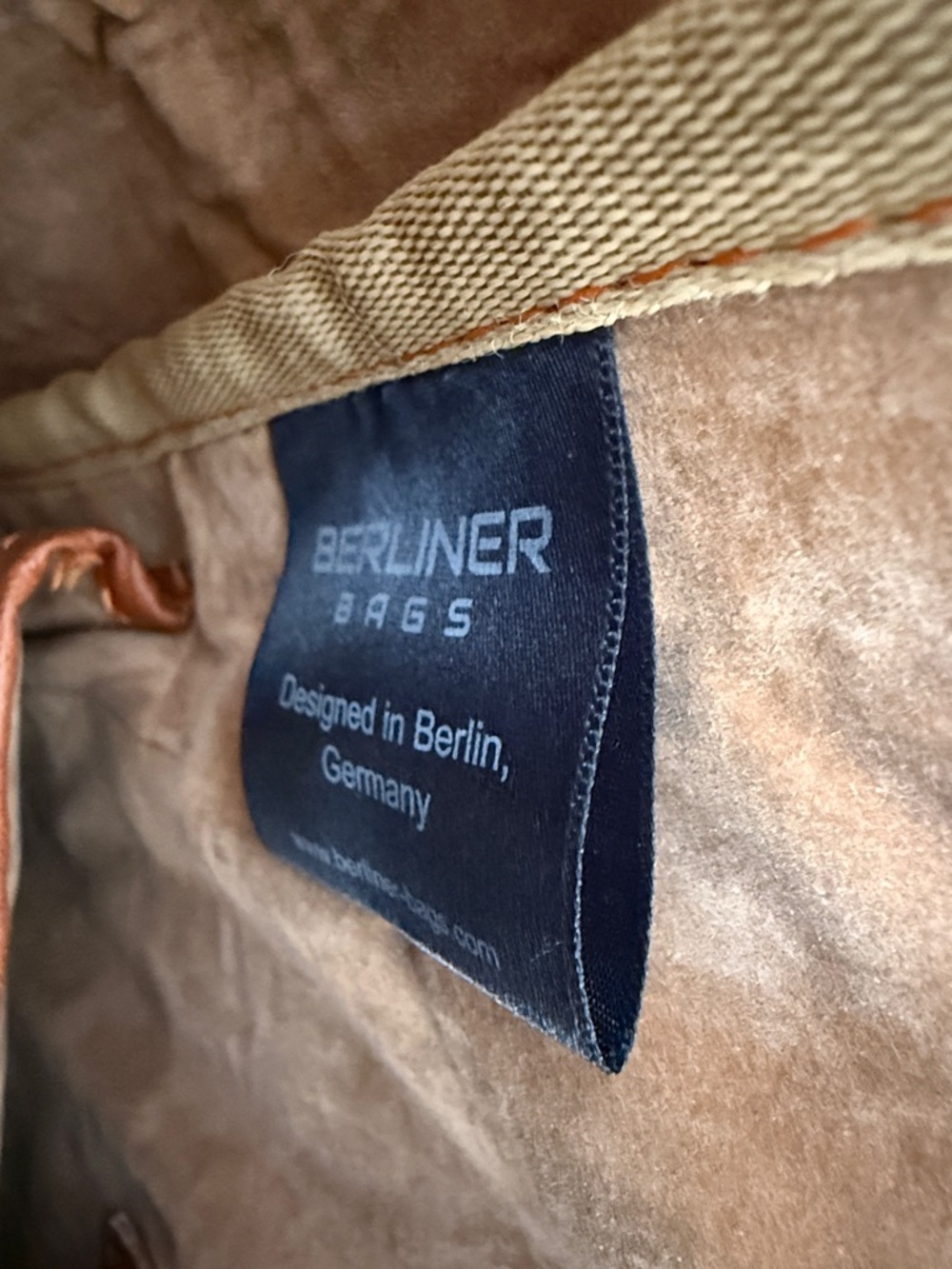 Berliner Bags Made in Germany Leather Backpack Laptop Bag Cognac Brown - Picture 8 of 9